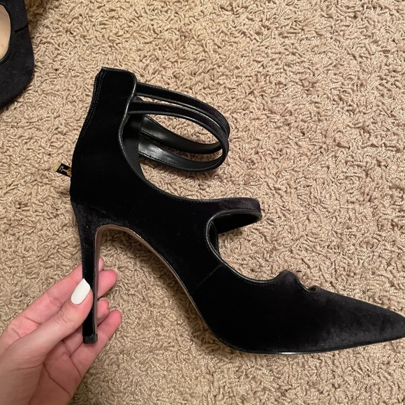 Velvet Black Heels size 10 - Picture 3 of 4